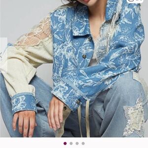 #107 POL Long Sleeve regular fit Jacket in twill with floral print